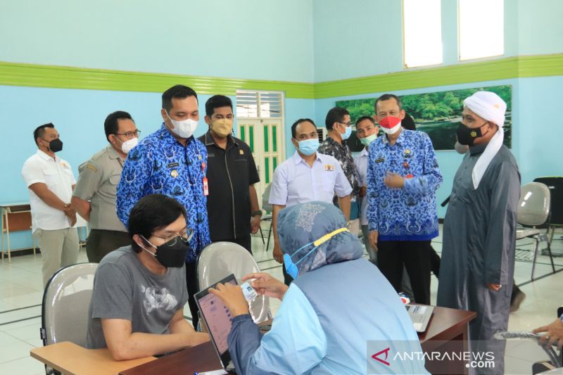 Wali Kota optimistis vaksinasi capai 70 persen akhir November