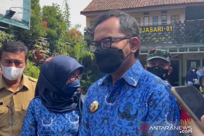 Bima Arya: Pemulihan ekonomi Kota Bogor tertahan capaian vaksinasi kabupaten