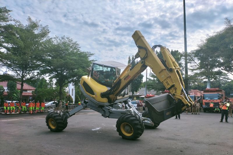 Pemprov DKI siapkan zona khusus sampah banjir di Bantargebang Bekasi