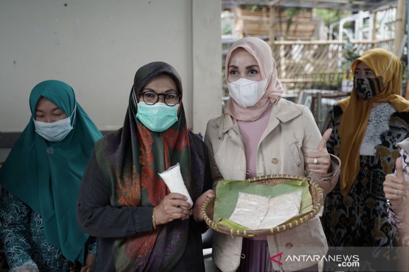 Pemkot Bogor dorong keripik tempe Bojongkerta layak dipasarkan