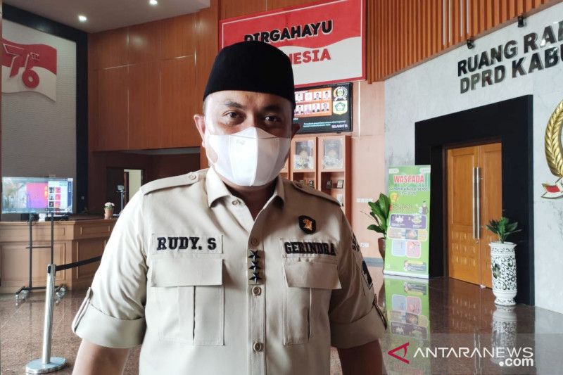 DPRD Bogor ingin adopsi pola ponpes untuk pendidikan reguler