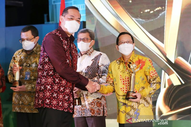 Terus berinovasi, Tjiwi Kimia raih penghargaan Primaniyarta ketujuh kalinya