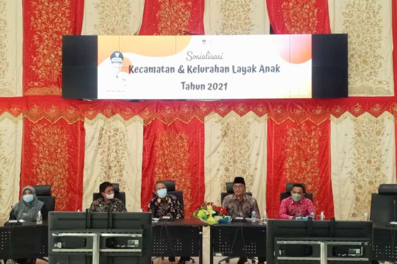 Padang gelar sosialisasi kecamatan dan kelurahan layak anak