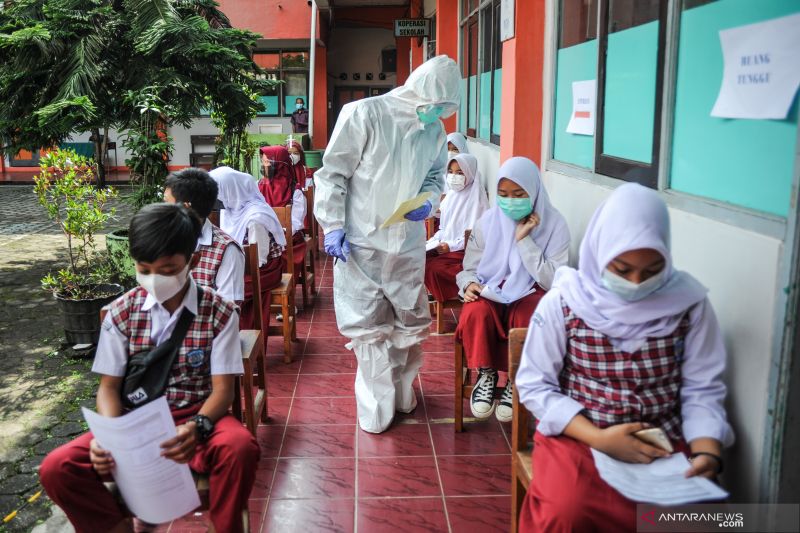 14 sekolah di Kota Bandung kembali belajar dari jarak jauh