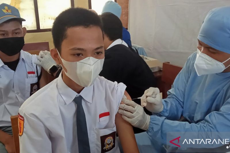 Gerai Vaksinasi Presisi Polda Kalsel kejar 70 persen populasi warga divaksin