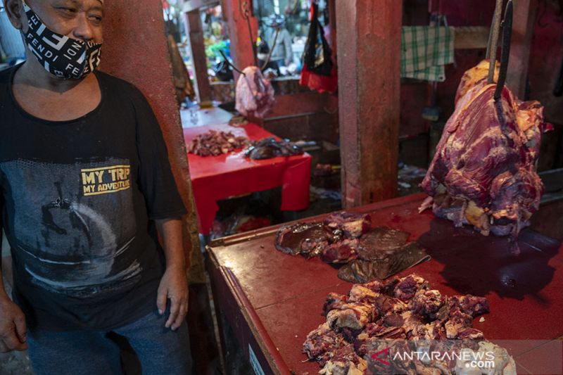 Permintaan Daging Sapi di Palu Meningkat