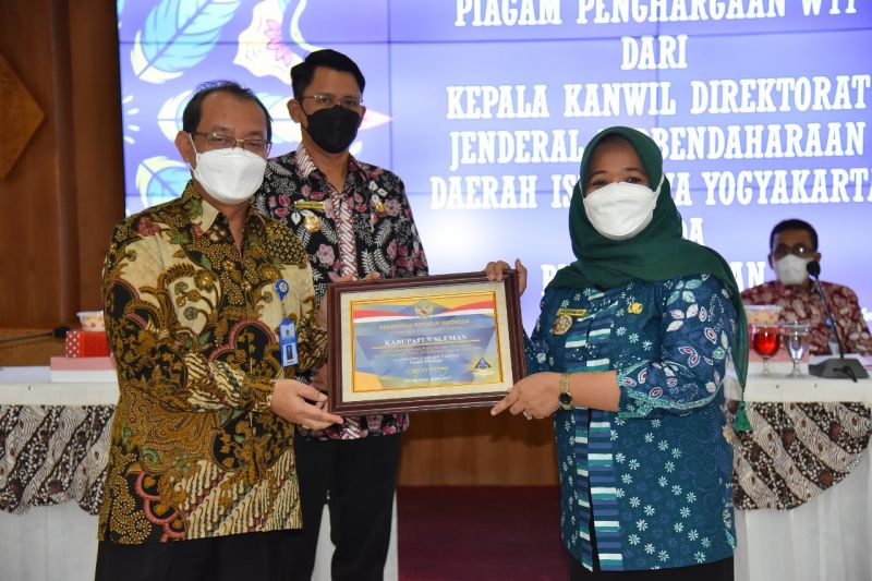 Sleman meraih penghargaan dari Menteri Keuangan setelah WTP sepuluh kali