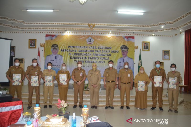 47 SKPD Pemkab Batola terima evaluasi RB, SAKIP dan TPP