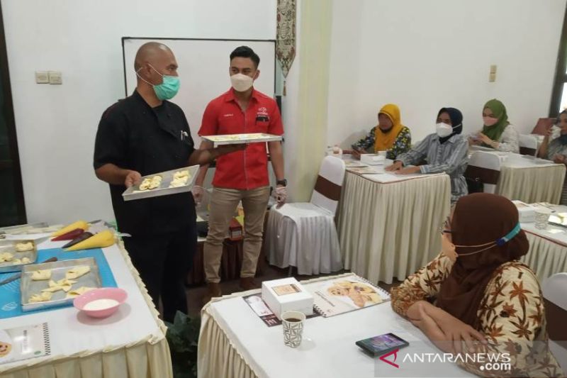 Gandeng swasta, Disnaker Kota Madiun beri pelatihan kuliner UMKM