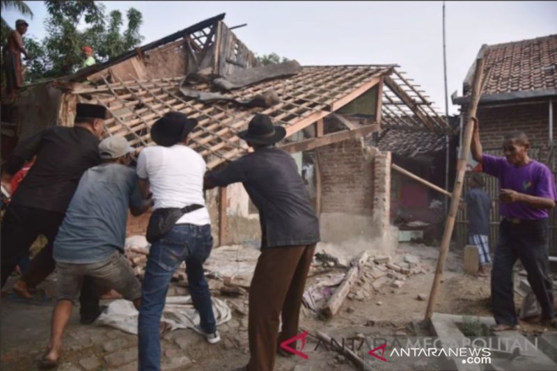 1.500 rumah tak layak huni di Karawang diperbaiki tahun ini