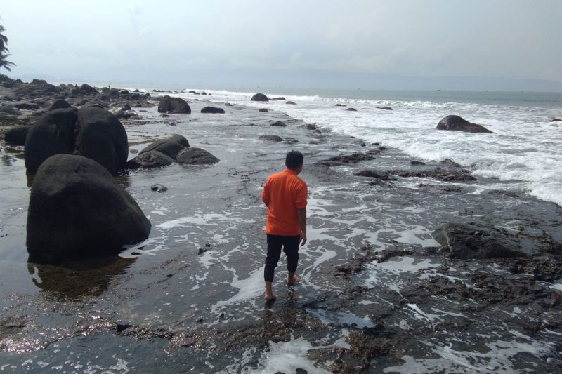 Cuaca buruk hambat pencarian pelajar SD tenggelam di Pantai Karangpapak Sukabumi