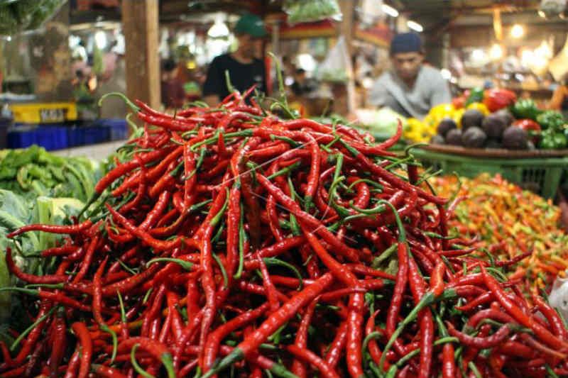 Minyak goreng dan cabai rawit jadi penyebab inflasi di Kota Cirebon