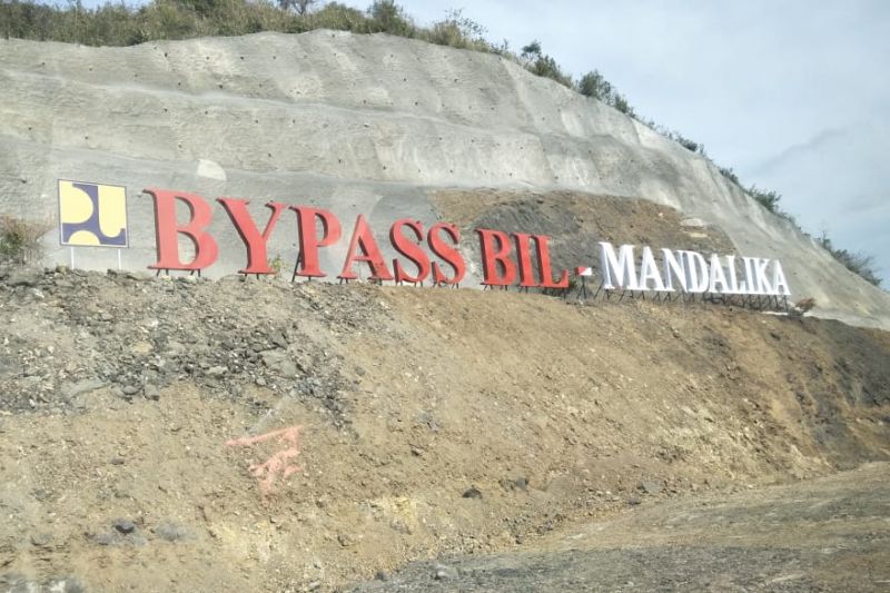 Jalan Bypass Bandara - Sirkuit Mandalika ditempuh 15 menit