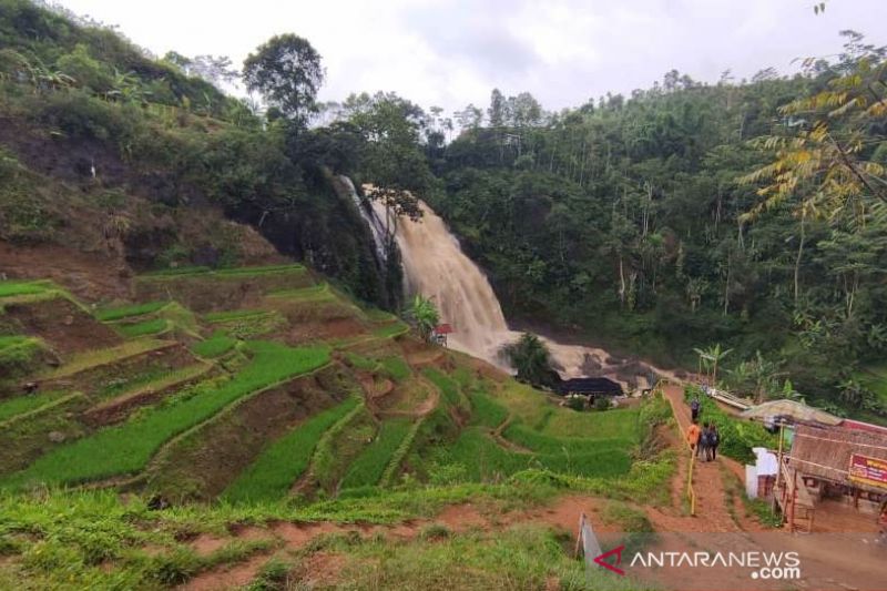 Hati-hati lewati jalur wisata yang rawan bencana di Cianjur