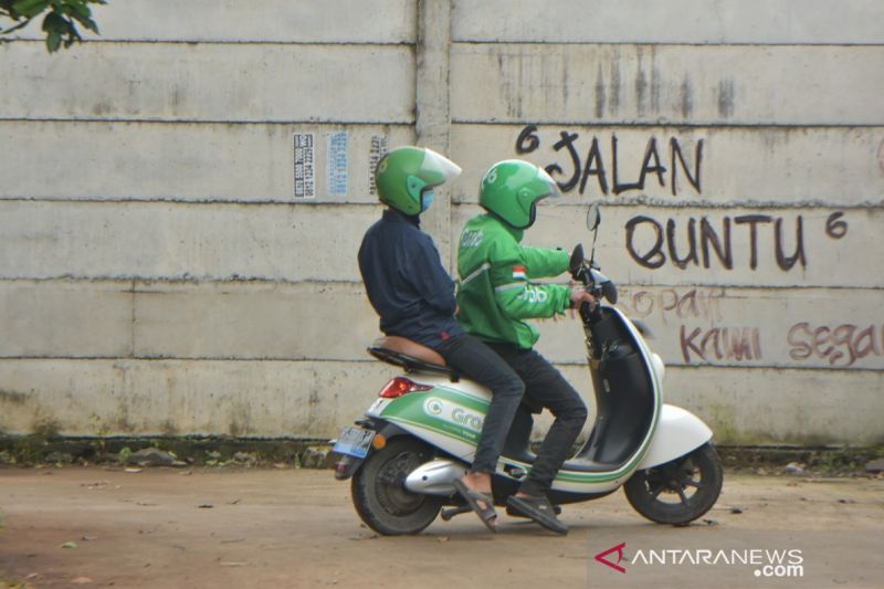 Sepeda motor listrik mulai 'ngaspal' di Cikarang