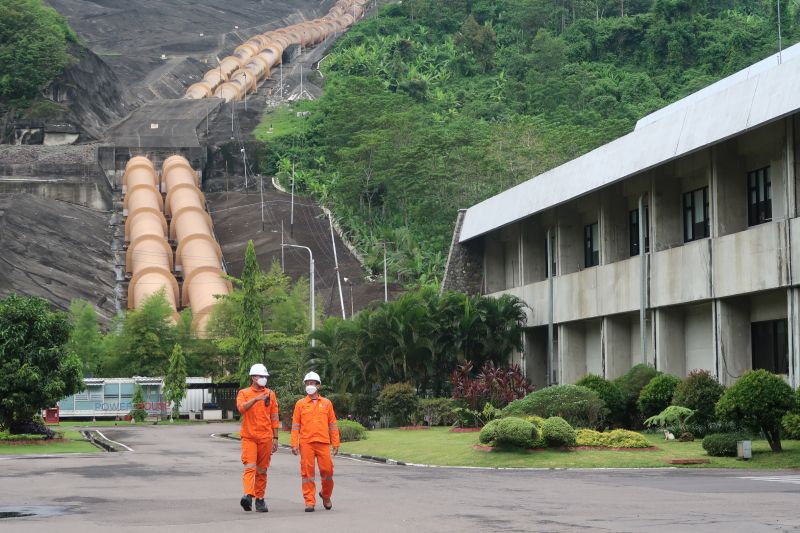 PLTA Saguling berfungsi sebagai filter air di Sungai Citarum