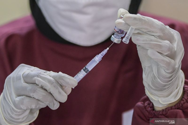 130,6 juta warga Indonesia sudah dapat vaksinasi COVID-19 dosis pertama