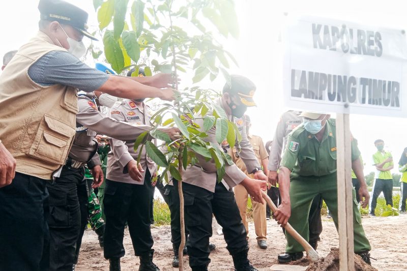 Polsek Pasir Sakti Peduli Lingkungan