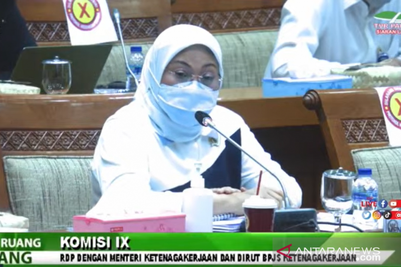 Batas atas dan bawah upah minimum untuk kurangi kesenjangan, sebut Menaker