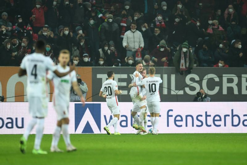 Bayern Muenchen tumbang 1-2 di kandang Augsburg