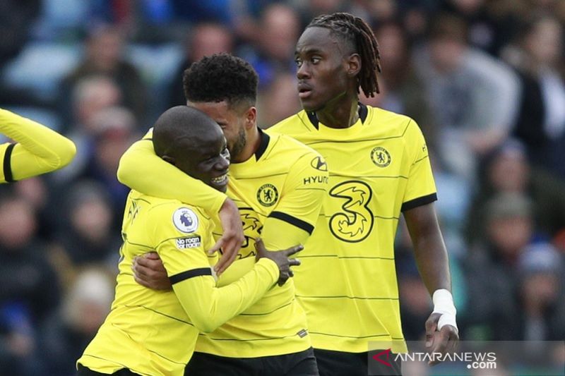Chelsea kembali rasakan kemenangan di kandang Leicester tiga gol tanpa balas
