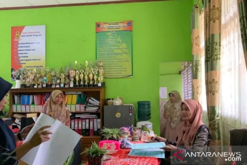 Setiap hari DPK Padang Panjang beri pembinaan ke pengelola Perpustakaan