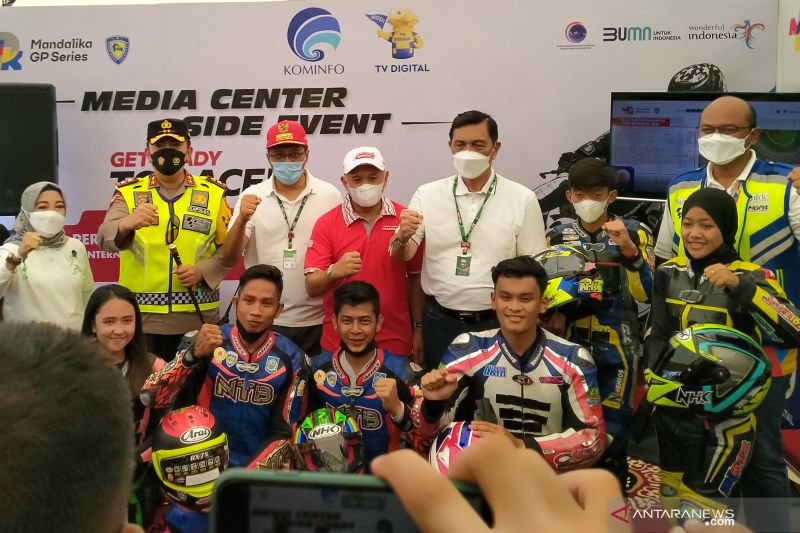 Luhut : Orang Indonesia harus bangga memiliki Sirkuit Mandalika
