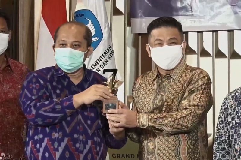 Universitas Surabaya Dan Politeknik Ubaya Raih Penghargaan Anugerah ...