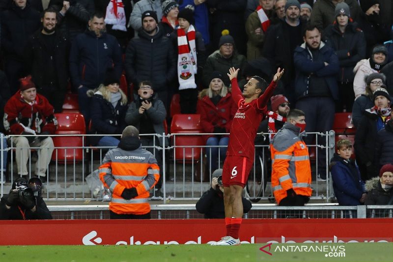 Liverpool gunduli Southampton 4-0