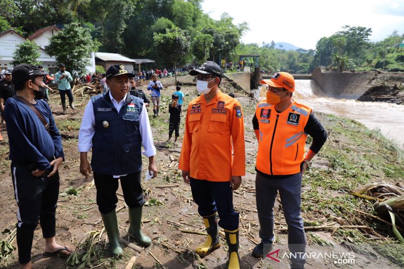 Tanggap darurat 7 hari untuk penanganan  banjir bandang Garut