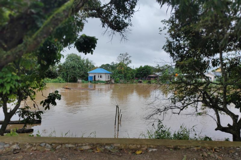 DAS Riam Kiwa meluap