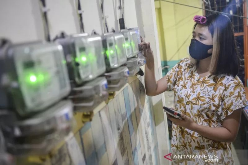 Kondisi COVID-19 membaik, tarif listrik akan disesuaikan 2022