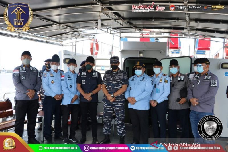 Imigrasi gelar operasi gabungan Timpora, awasi orang asing, di perairan Dumai