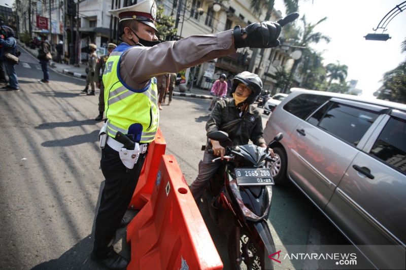 Polrestabes Bandung berlakukan ganjil genap di 8 titik saat akhir tahun