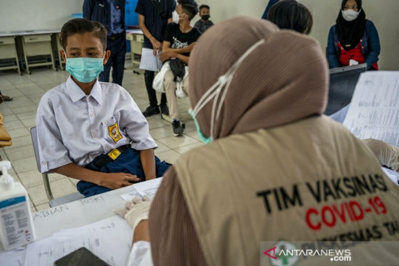 Sudah 98,046 juta jiwa penduduk Indonesia divaksin lengkap