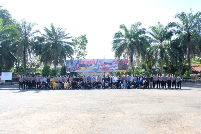 Tim Politeknik Pontianak juarai lomba orasi unjuk rasa Polda Kalbar