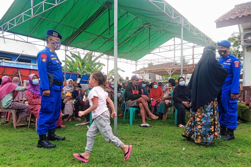 Nelayan terima vaksin COVID-19