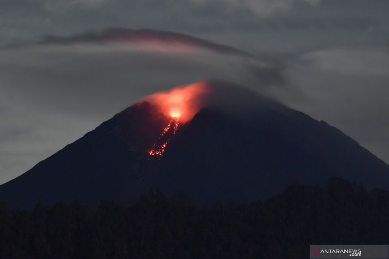 Guguran erupsi, terjadi besar lahar kembali semeru gunung Gunung Semeru