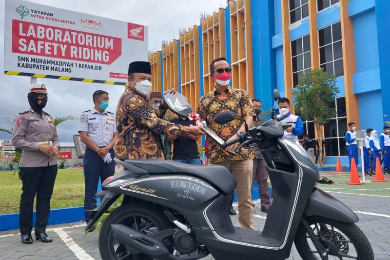 Safety Riding Lab Astra Honda yang ke-4 diresmikan