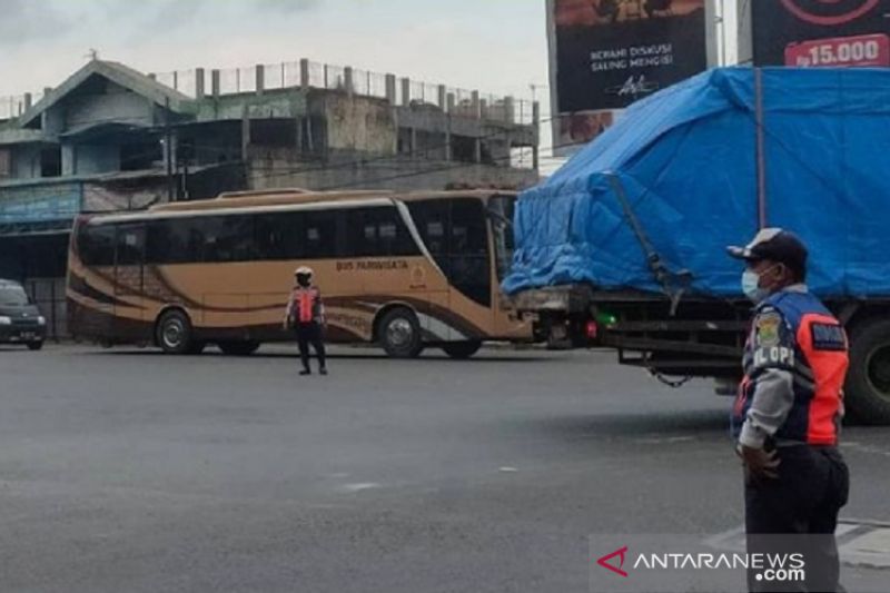 Dishub Karawang tunggu arahan pengaturan dan pembatasan pada Natal dan Tahun Baru