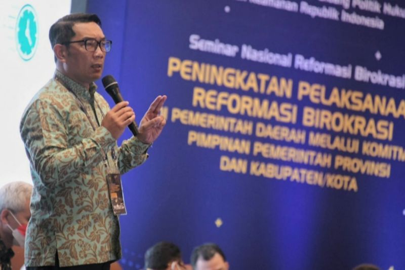 Ridwan Kamil sebut Mang Oded sudah seperti orang tua saya