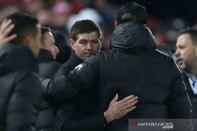 Steven Gerrard sebut laga Aston Villa hadapi Liverpool tantangan besar