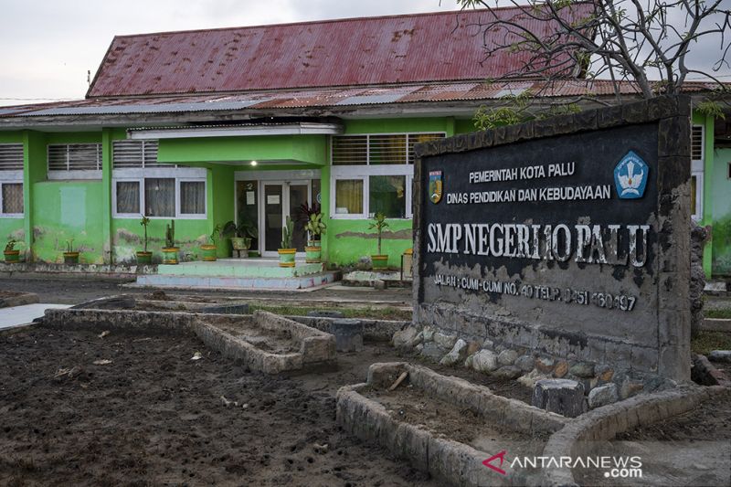 Pemanfaatan Kembali Gedung Sekolah