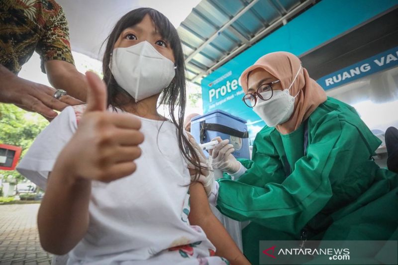 Anak usia 6 hingga 11 tahun di Bandung mulai divaksinasi