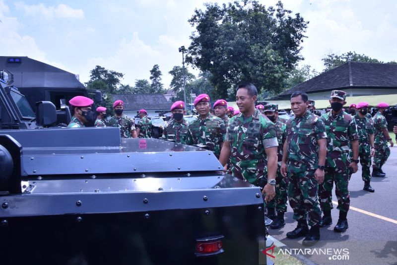 Panglima TNI kunjungi Ksatrian Korps Marinir