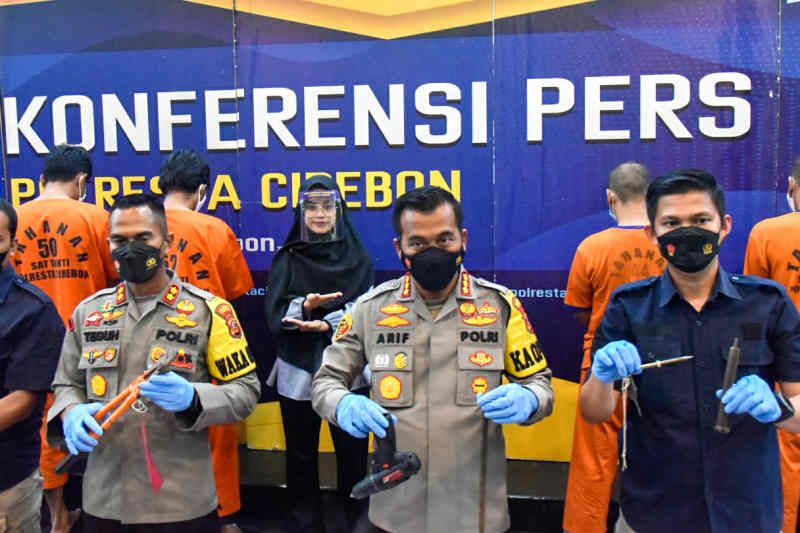 6 Pencuri dari dua kasus kejahatan ditangkap Polresta Cirebon