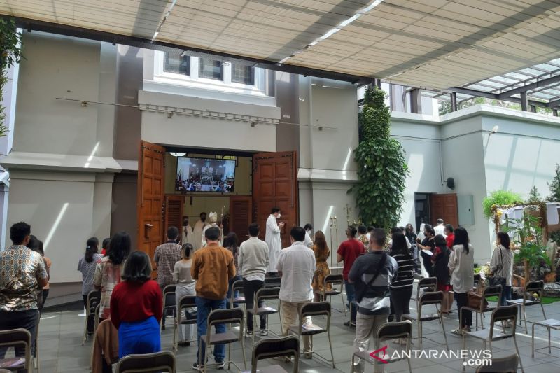 Protokol kesehatan diterapkan pada perayaan Natal di Kota Bandung