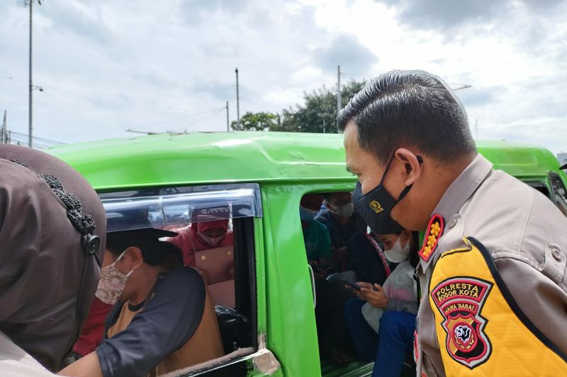 Gerebek Vaksin digelar di Pos Sentral Baranangsiang Kota Bogor