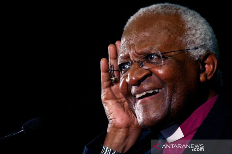 Uskup Agung anti-apartheid Desmond Tutu wafat pada usia 90 tahun