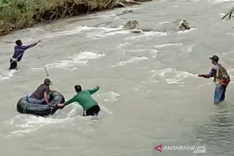 BPBD Cianjur berkoordinasi dengan BNPB bangun jembatan putus